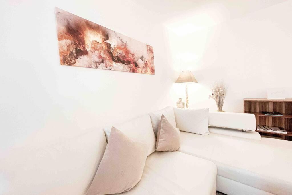 Luxury Home Cinema 2R Apt + Balcony / 65M² ライプツィヒ エクステリア 写真